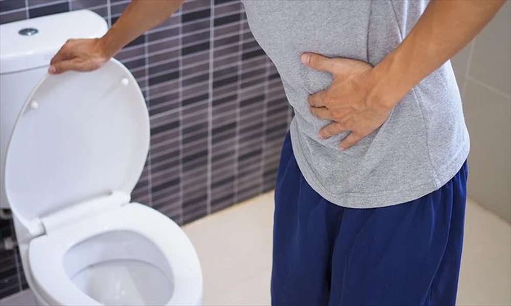 7 Signs Blood in Stools May Be Serious